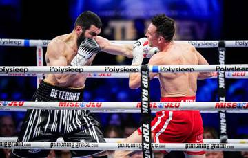 "He's not human." Hearn spoke about Beterbiev's victory over Smith