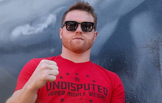 Saul Alvarez held an open training session