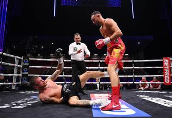 Simpson veroverde de Europese titel in een dramatische strijd