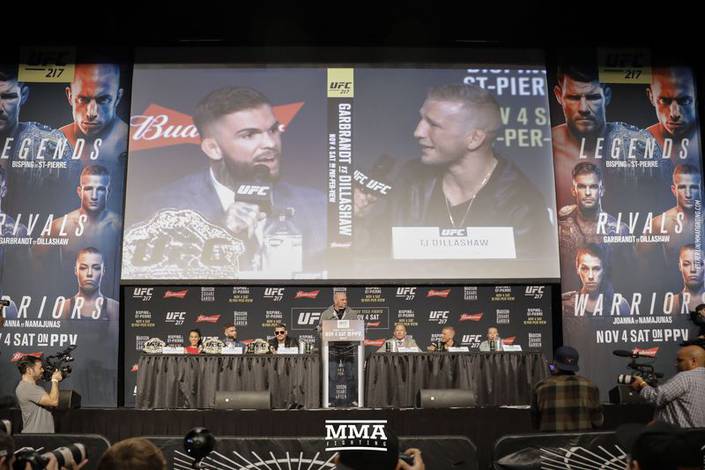 Состоялась заключительная пресс-конференция к турниру UFC 217 (фото + видео)