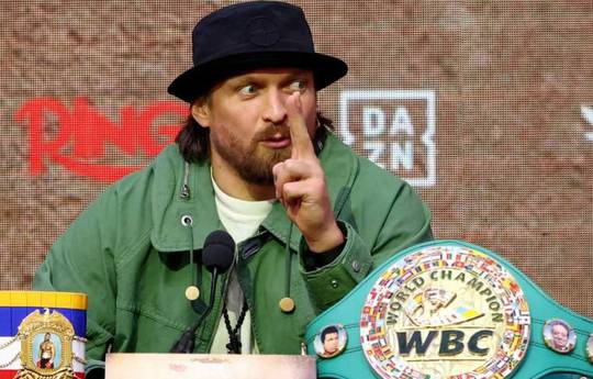 Мільярд доларів: Усик назвав умову для трилогії з Ф'юрі