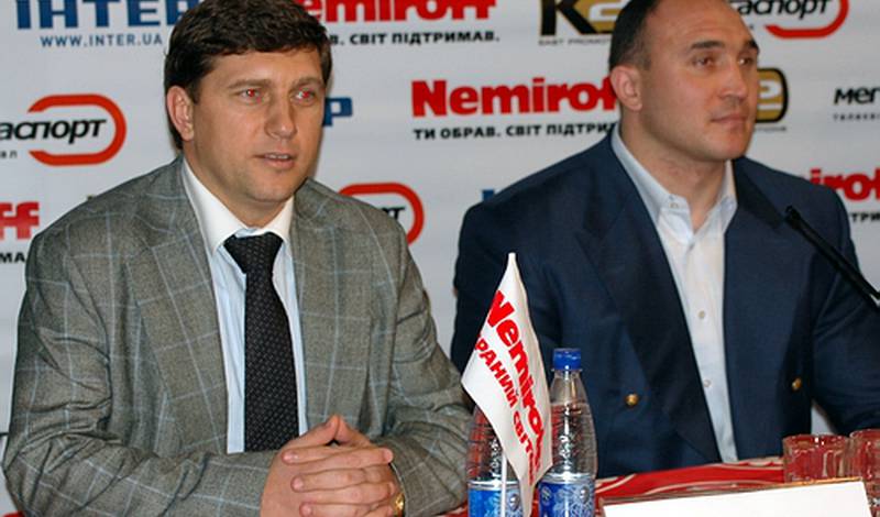 Вадим Бухкалов и Александр Устинов на пресс-конференции в Киеве
