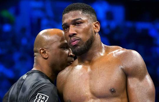 Хирн: «Джошуа продолжит карьеру»