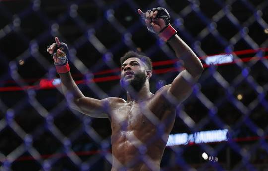 Sterling: If I had fought Volkanovski, I would have ended up in the hospital