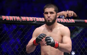 Makhachev is ready to move up to middleweight for a title fight