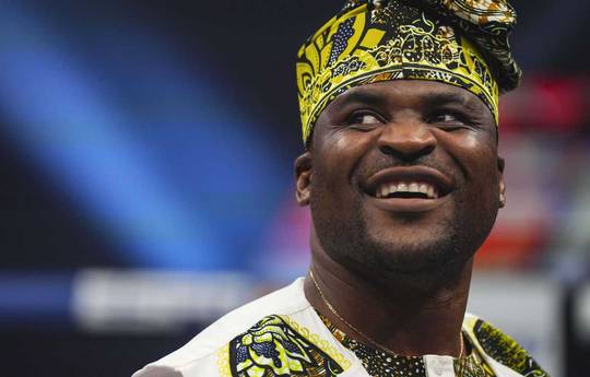 Нганну признался, что в ММА ему значительно комфортней, чем в боксе