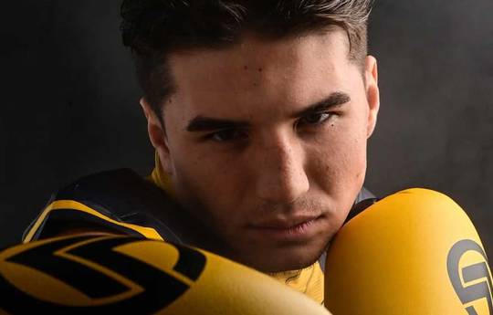 What time is Nathan Lugo vs Austin Dulworth tonight? Ringwalks, schedule, streaming links