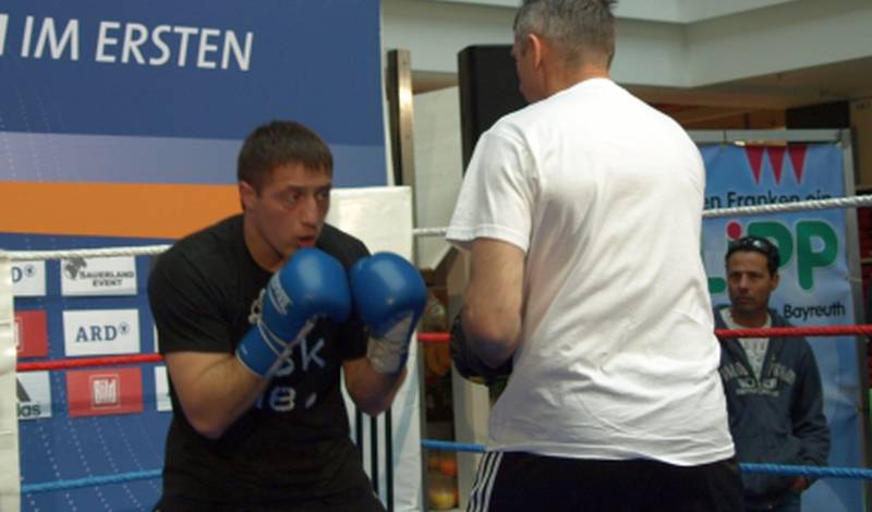 Виталий Русаль во время открытой тренировки