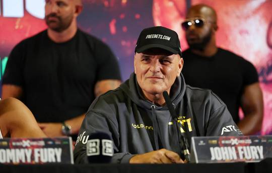 John Fury: "Tyson will dominate the ring and stop Usik"