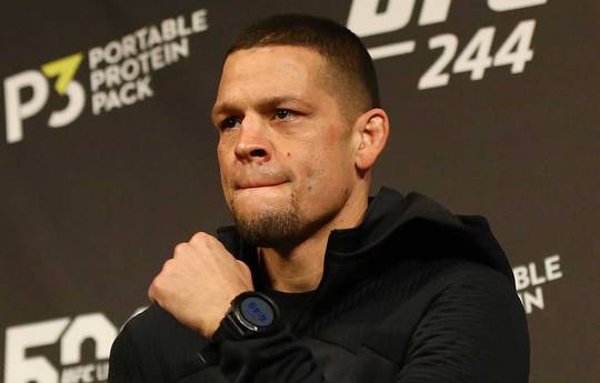 Diaz dreigde drie top zwaargewicht boksers "in elkaar te slaan