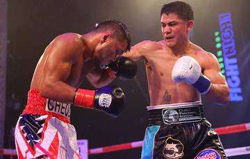 Diaz wins decision, but Rojas remains with belt