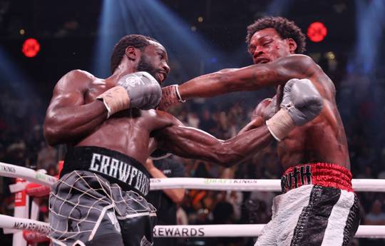 Crawford advised Spence not to end his career, but to take a short vacation