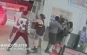 Shakur Stevenson street brawl (video)