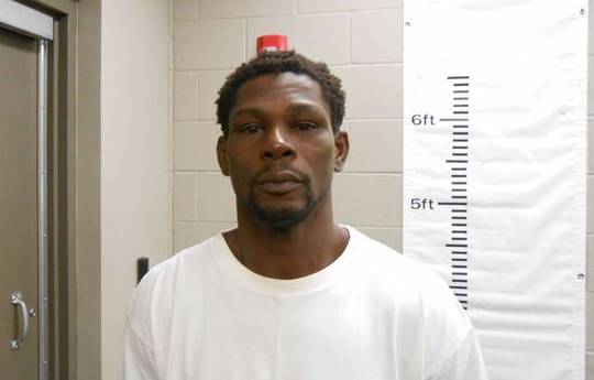 Ex-middleweight champ Jermain Taylor arrested in Arkansas