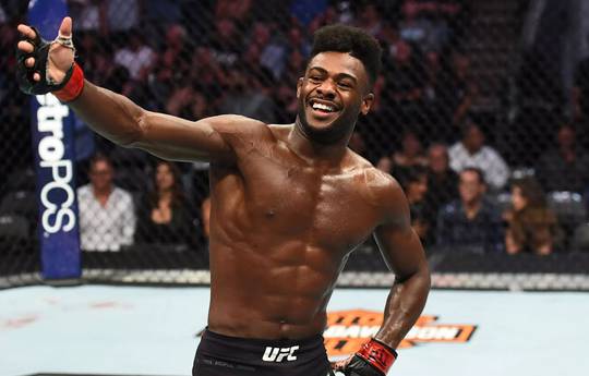 Sterling: I want to bury Jan's ass in the octagon
