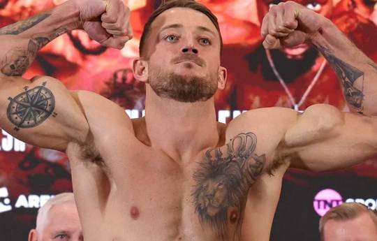 What time is Brad Pauls vs Denzel Bentley tonight? Ringwalks, schedule, streaming links