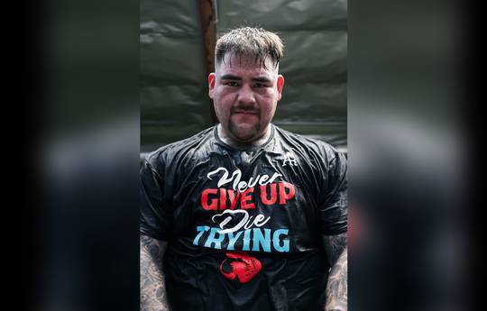 Ehemaliger Unified Heavyweight Champ kündigt Rückkehr in den Ring an: "Die Division braucht mich"