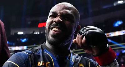 Cormier duda que la UFC pague 30 millones a Jones