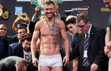 Lomachenko and Lopez make weight 14 days before the fight