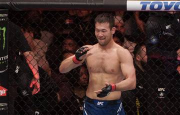 La estrella kazaja Rakhmonov habló de las restricciones del contrato con la UFC