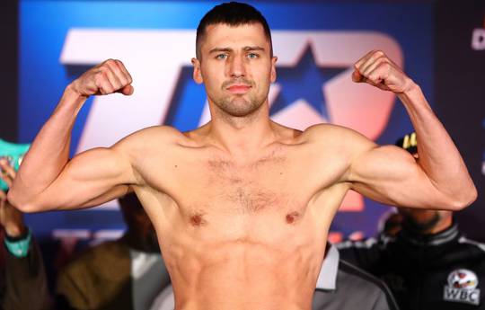 Alexander Gvozdyk regresa con éxito al ring