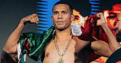 What time is David Benavidez vs Anthony Yarde tonight? Ringwalks, schedule, streaming links