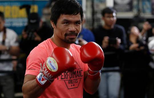 Pacquiao's ex-trainer: "The fight against Crawford is 50/50"