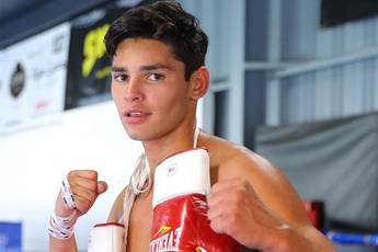 Ryan Garcia straggles in Carlos Morales fight