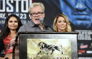 Roach says Mayweather told him McGregor fight will happen