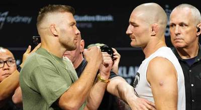 Khamzat Chimaev vs. Sean Strickland at UFC 3XX? Dricus Du Plessis Sees the Fight Turning After Round 1