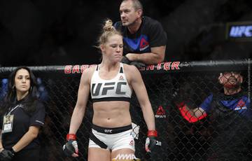 Holm: I'm not going to live in the past