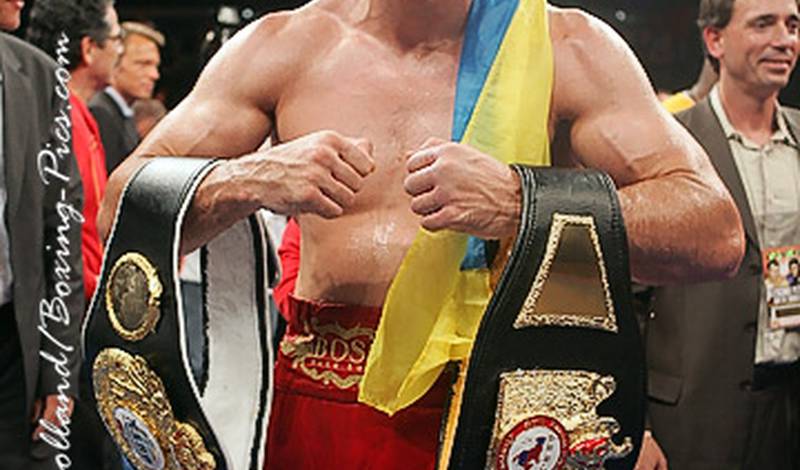 Владимир Кличко празднует победу