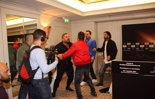 Yildirim’s promoter made a scandal at a press conference (video)
