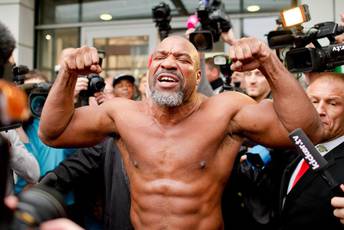 Former heavyweight champion Briggs says he was offered a fight with Wladimir Klitschko