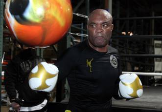 Anderson Silva prepares for a fight against Chavez Jr.