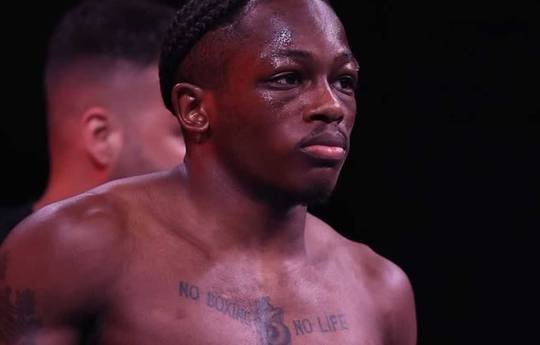 What time is Nyall Berry vs Tampela Maharusi tonight? Ringwalks, schedule, streaming links