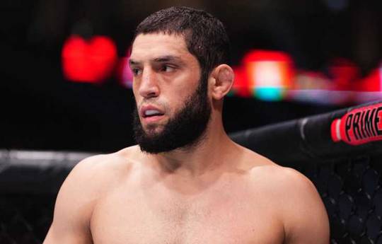 Aliskerov a commis une faute sur Dana White