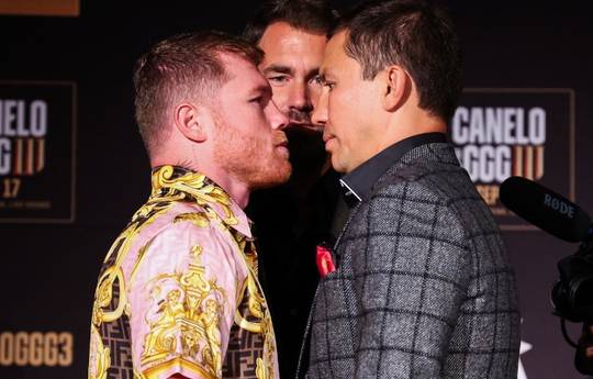 Khan: I think Canelo can knock out Golovkin