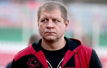 Alexander Emelianenko withdraws from Barroso fight due to injury