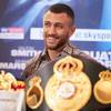 Lomachenko and Campbell met at the final press conference 17