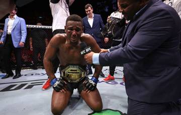 Hill commented on winning the UFC championship belt