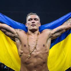 Александр Усик