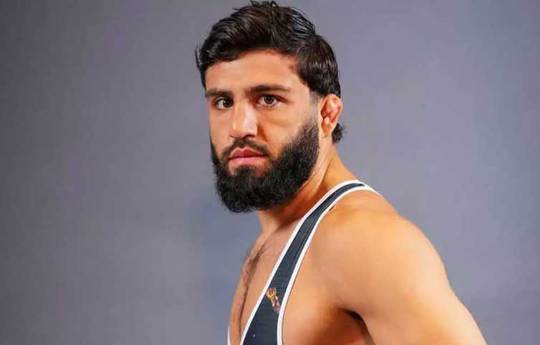 Царукян хоче вибити Топурію з UFC