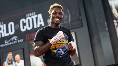 Jermall Charlo dice cuándo estará listo para pelear con Álvarez