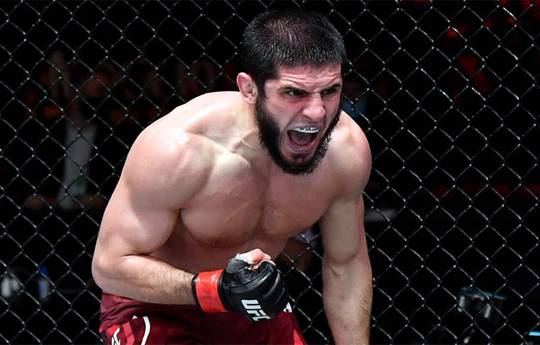 Abdel-Aziz is confident that Makhachev will become UFC champion in three weight classes