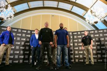 Usyk and Witherspoon at the press conference before the fight