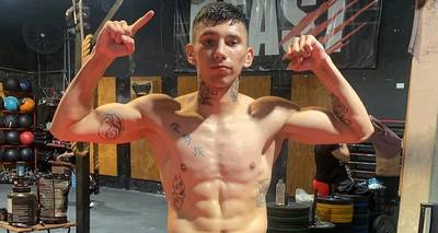 What time is Wyatt Sanford vs Tomas Lastra tonight? Ringwalks, schedule, streaming links