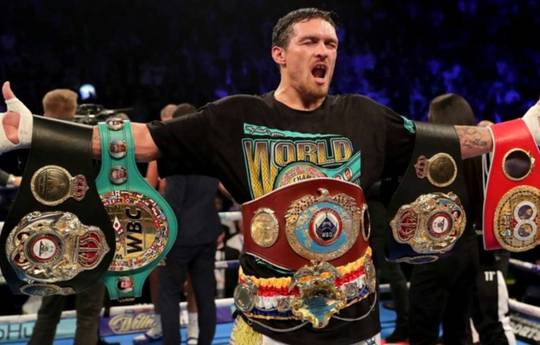 La AMB obliga a Usyk a luchar contra Dubois