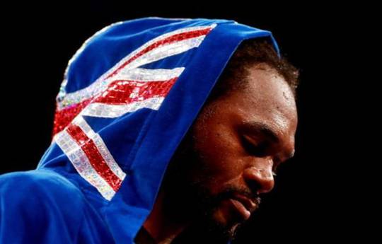 Audley Harrison le da consejos a Joshua sobre cómo vencer a Usyk