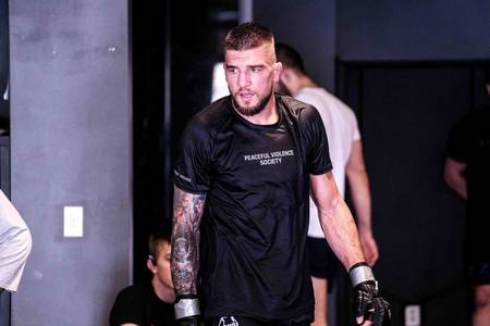 Yaroslav Amosov a obtenu son premier combat après avoir quitté Bellator